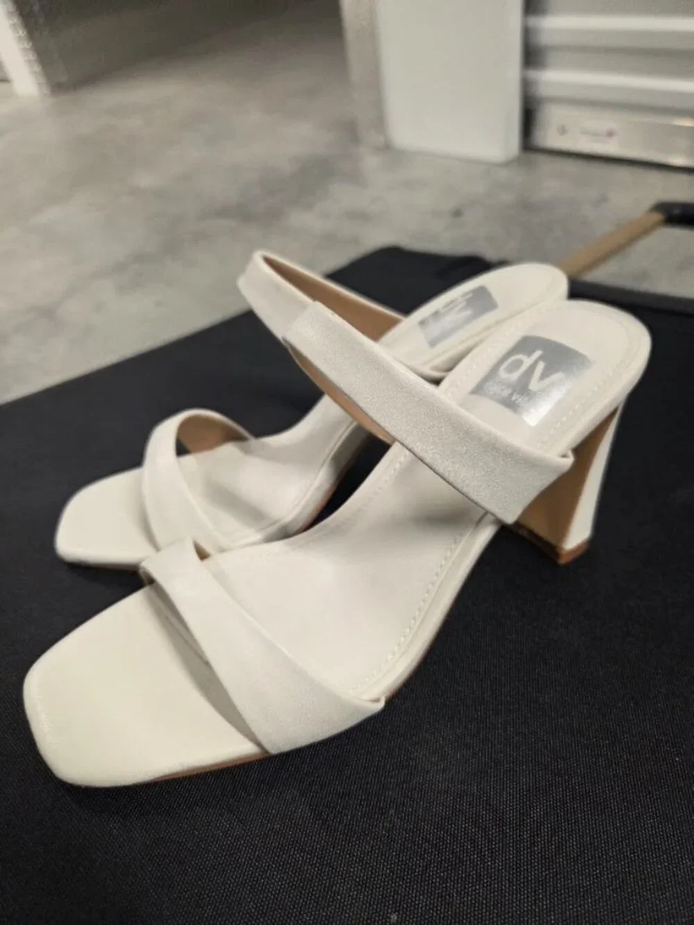 Dolce Vita Veniss Two-Band Blade Heel Dress Sandals White Size 6 - NEW